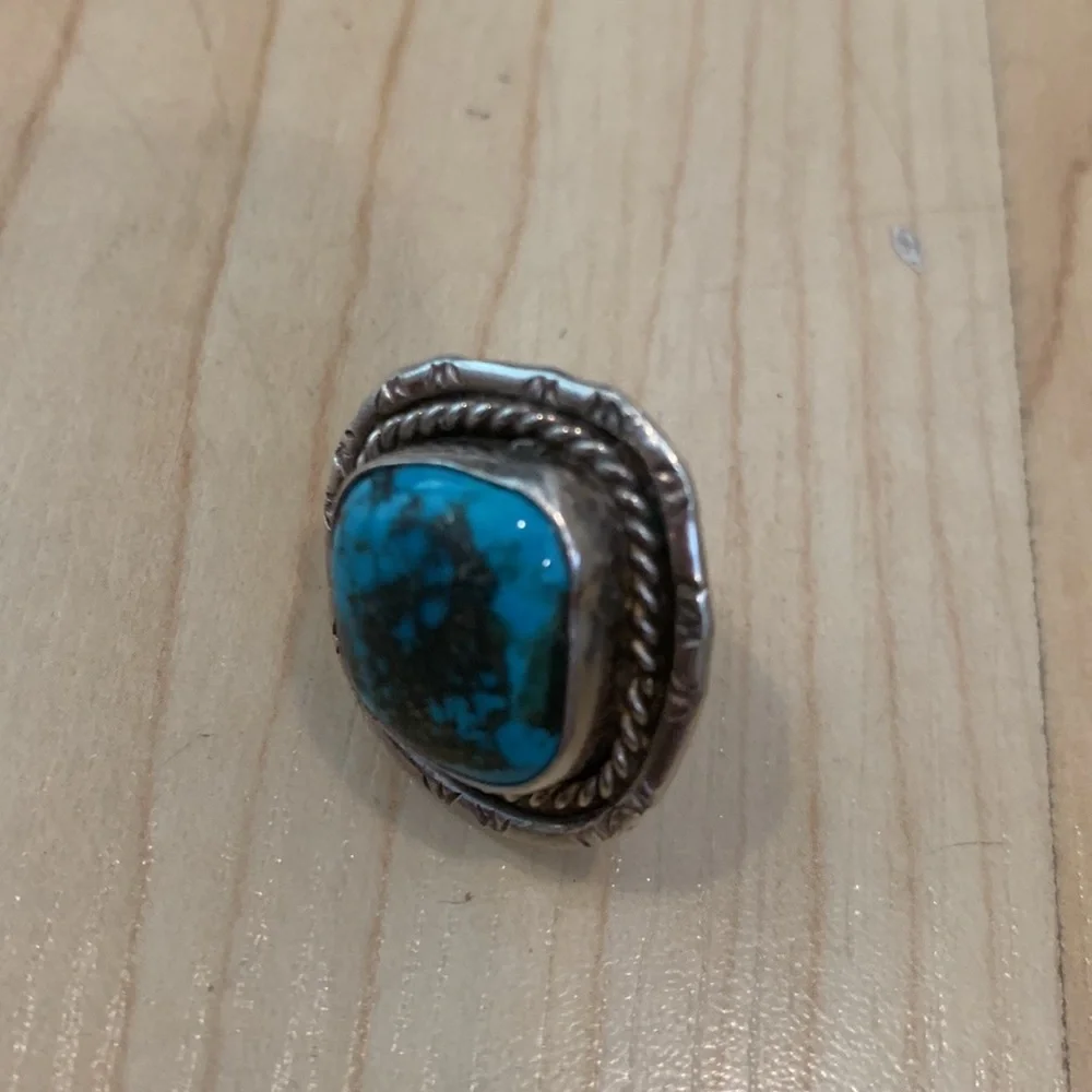 Turquoise Ring - Picture 4 of 4